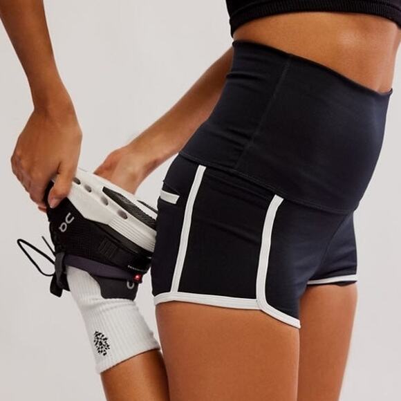 NWT FP Movement Black w/ White Piping Island Time High Waisted Shorts, Size S - Picture 4 of 11